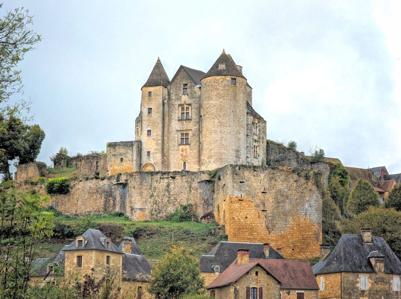 Vue de la vallée du château de Salignac